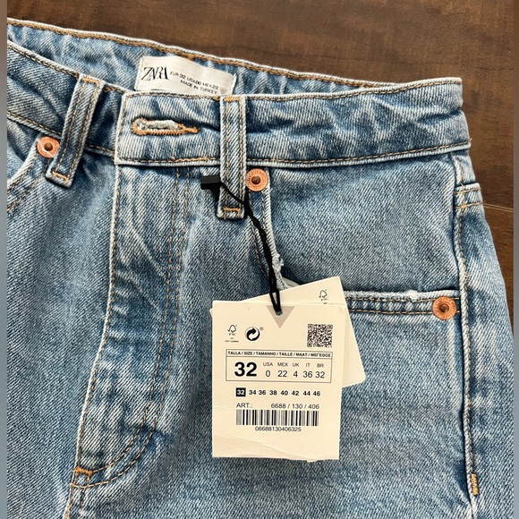 Zara Blue Jeans - Picture 2 of 8